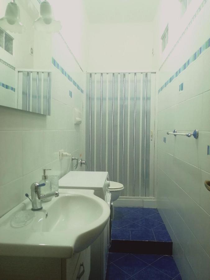 By The Sea In Scario Apartment Luaran gambar