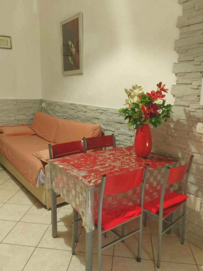 By The Sea In Scario Apartment Luaran gambar
